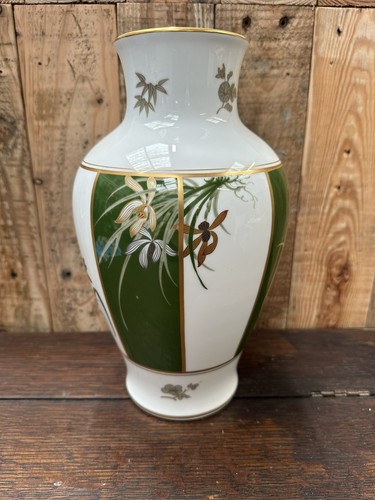 Vintage franklin mint vase - franklin,